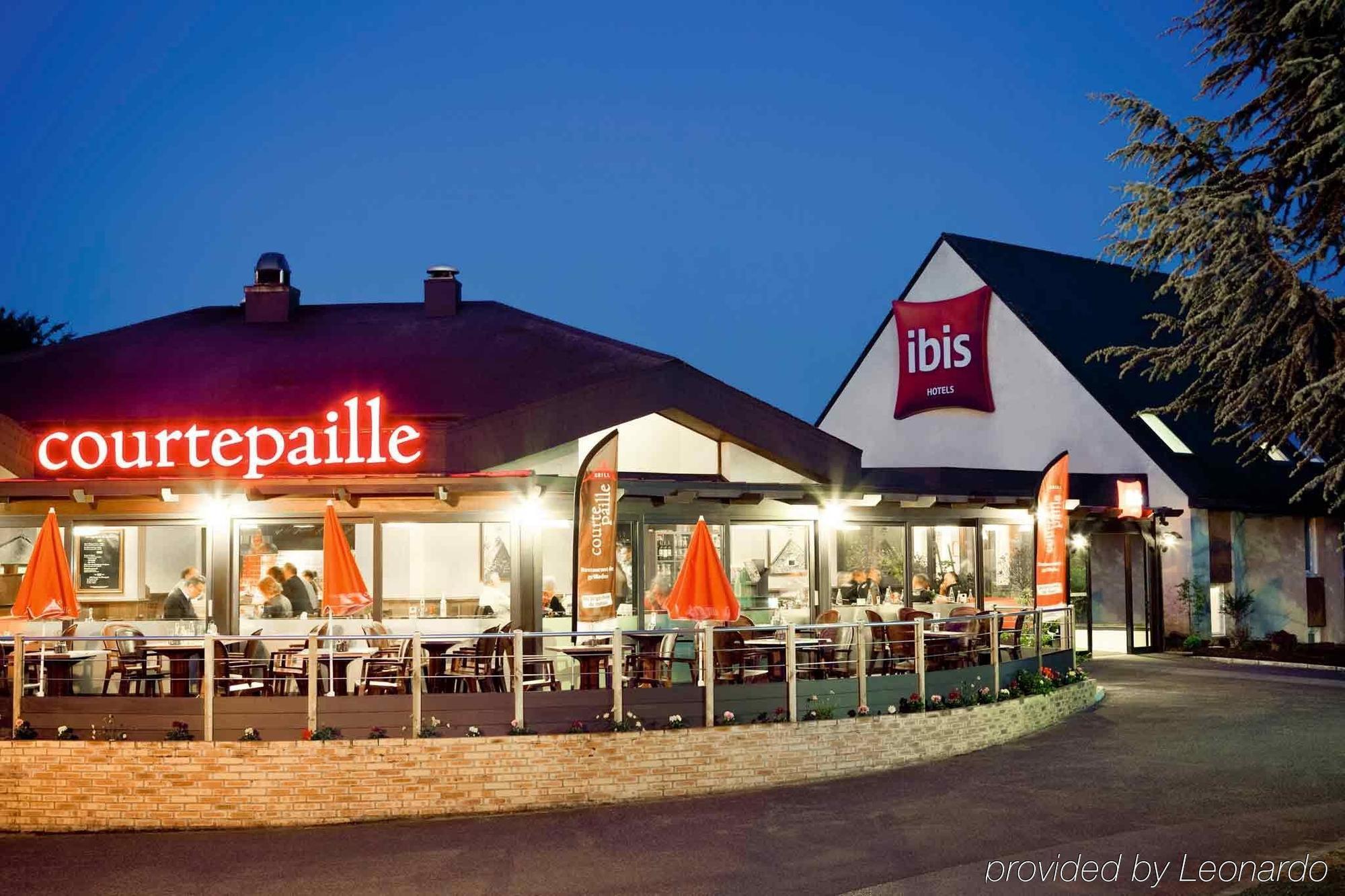 Hotel Ibis Senlis Senlis  Zewnętrze zdjęcie