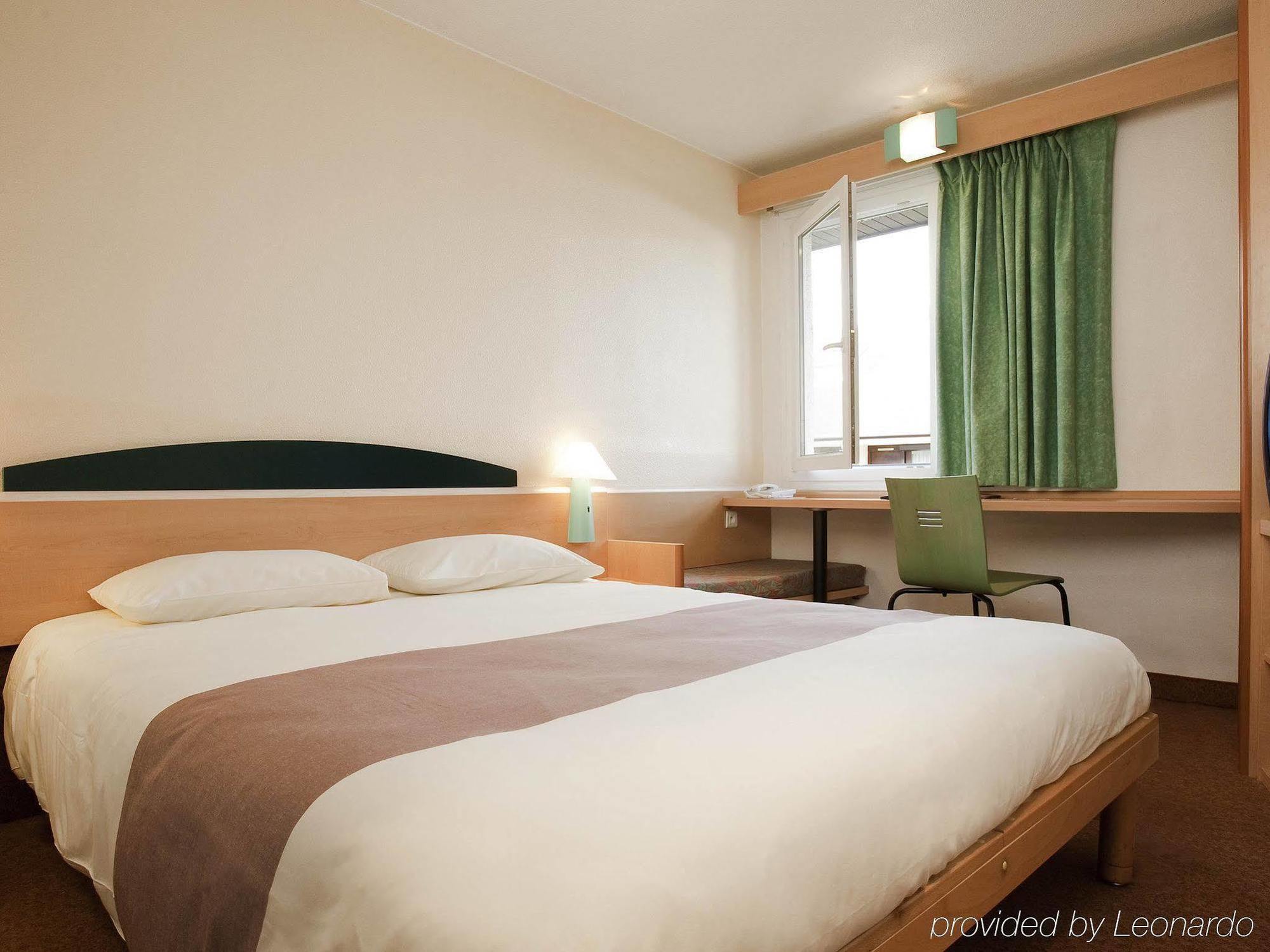 Hotel Ibis Senlis Senlis  Zewnętrze zdjęcie