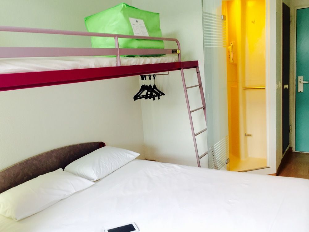 Hotel Ibis Senlis Senlis  Zewnętrze zdjęcie