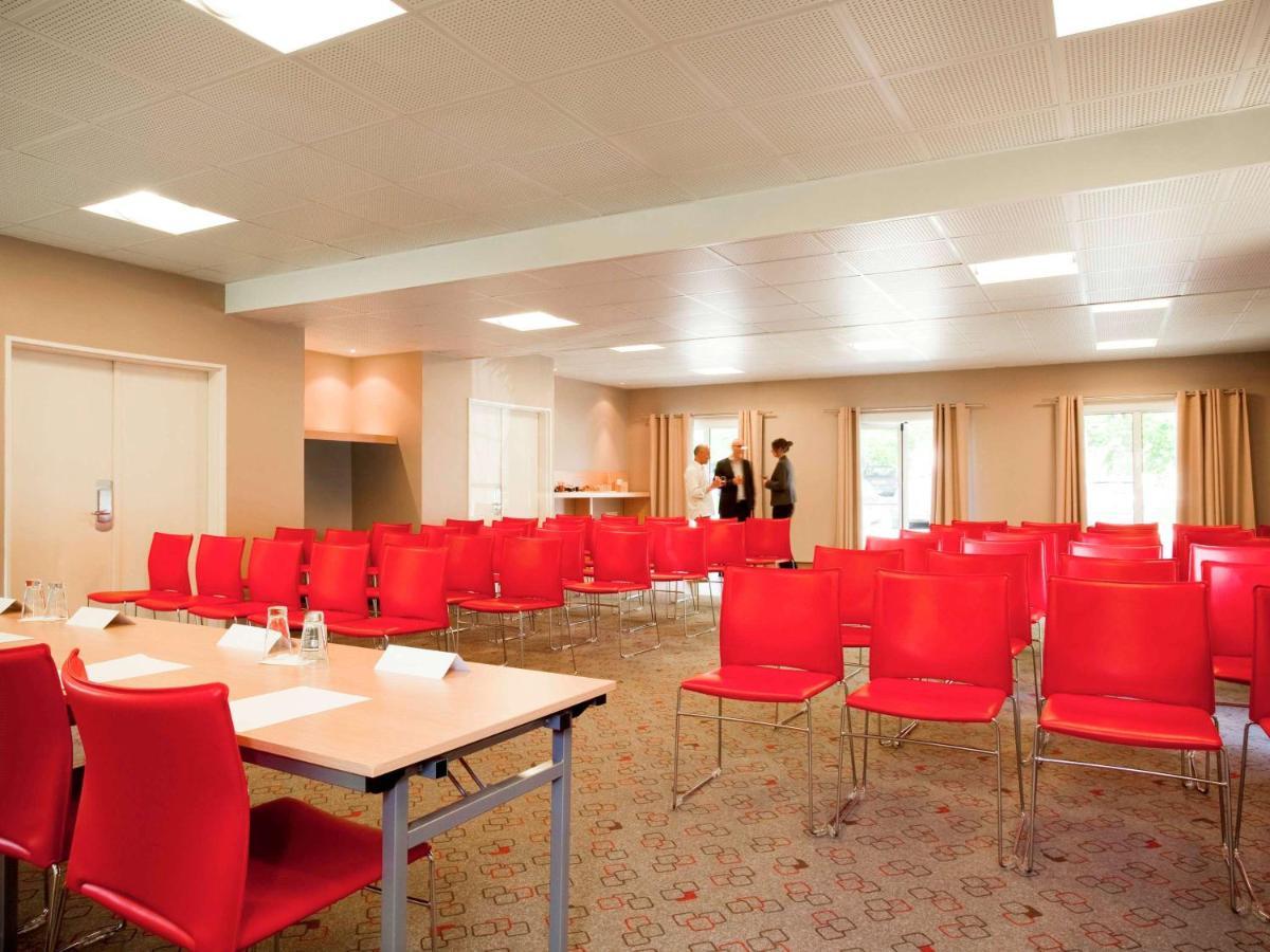 Hotel Ibis Senlis Senlis  Zewnętrze zdjęcie